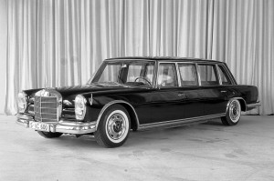 1963_mercedes-benz_600pullman_f34_fd_1_815