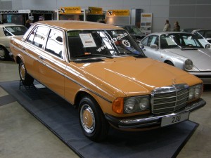 1976 W123 230