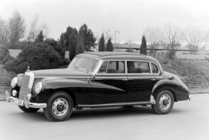 Mercedes-Benz Typ 300 c, Limousine mit verlängertem Radstand, 1956-1957