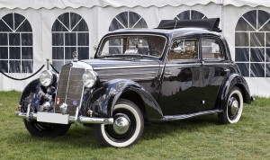 800px-Mercedes-Benz_170_DS_front_20110611